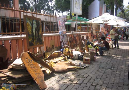 Phố ông đồ tài hoa ở Sài Gòn